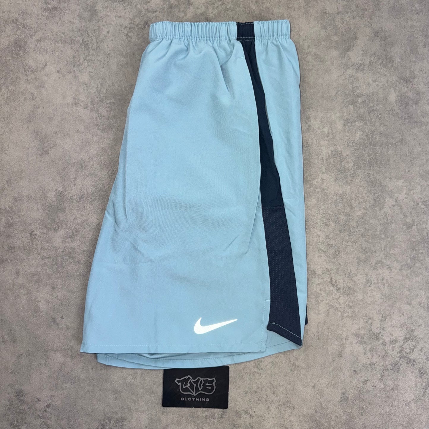 Nike Challenger 7” Shorts - Worn Blue