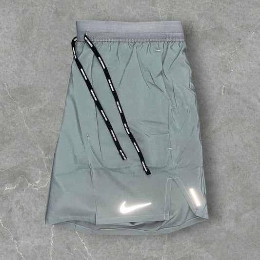 Nike Flex Stride 5” Shorts - Grey