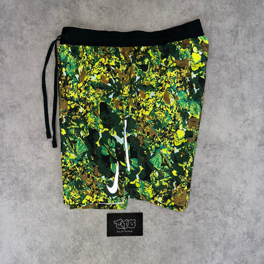 Nike Floral 7” Flex Stride Shorts - Green