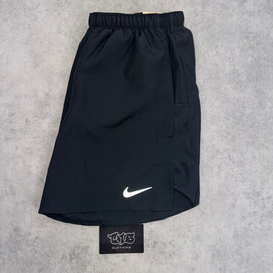 Nike Challenger 5” Shorts